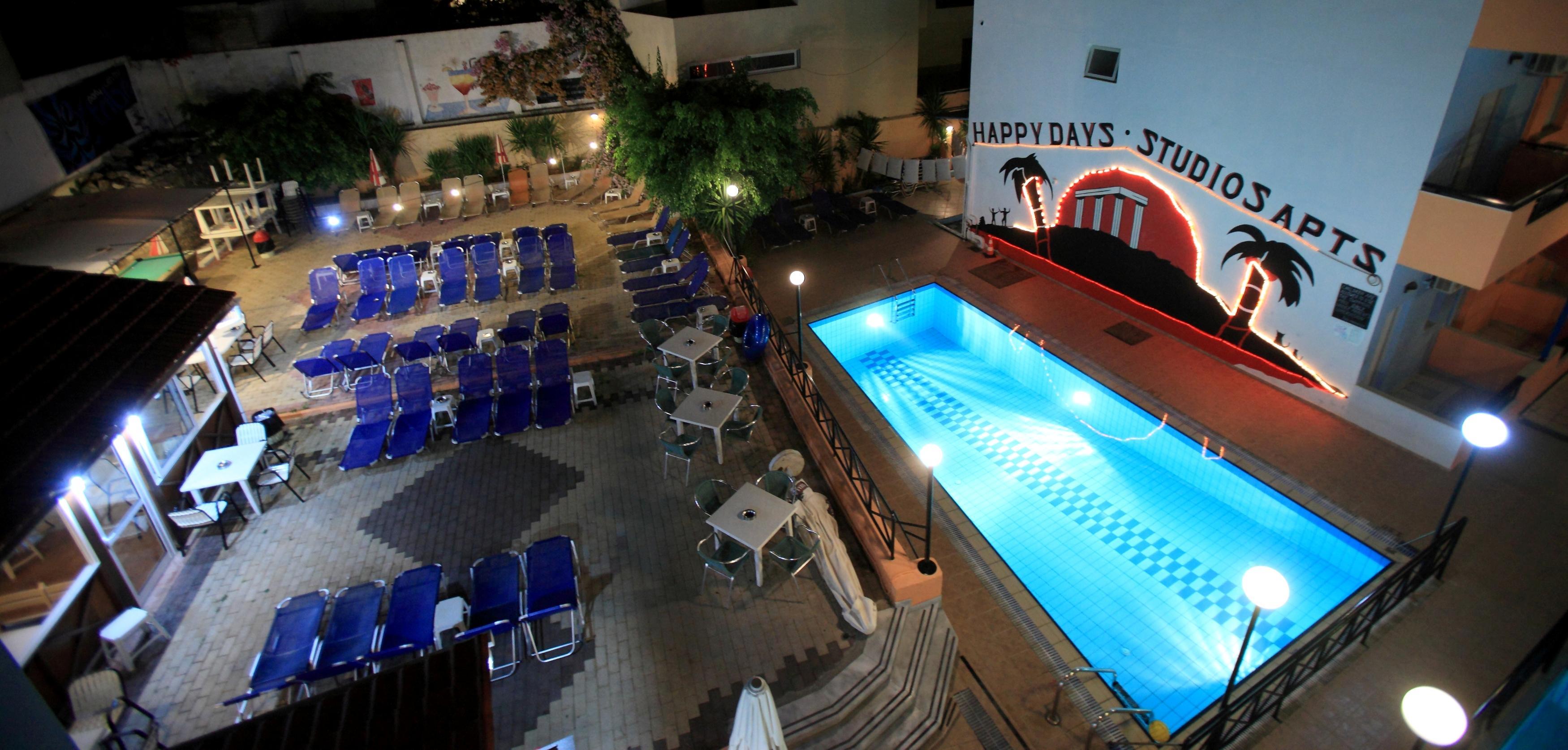 Happy Days Aparthotel Malia Exteriör bild